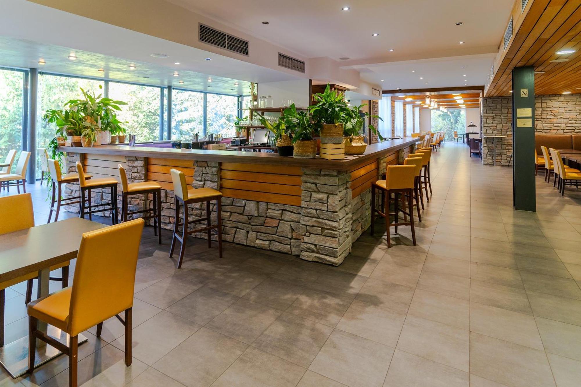 דמנובסקה דולינה Hotel Ostredok מראה חיצוני תמונה