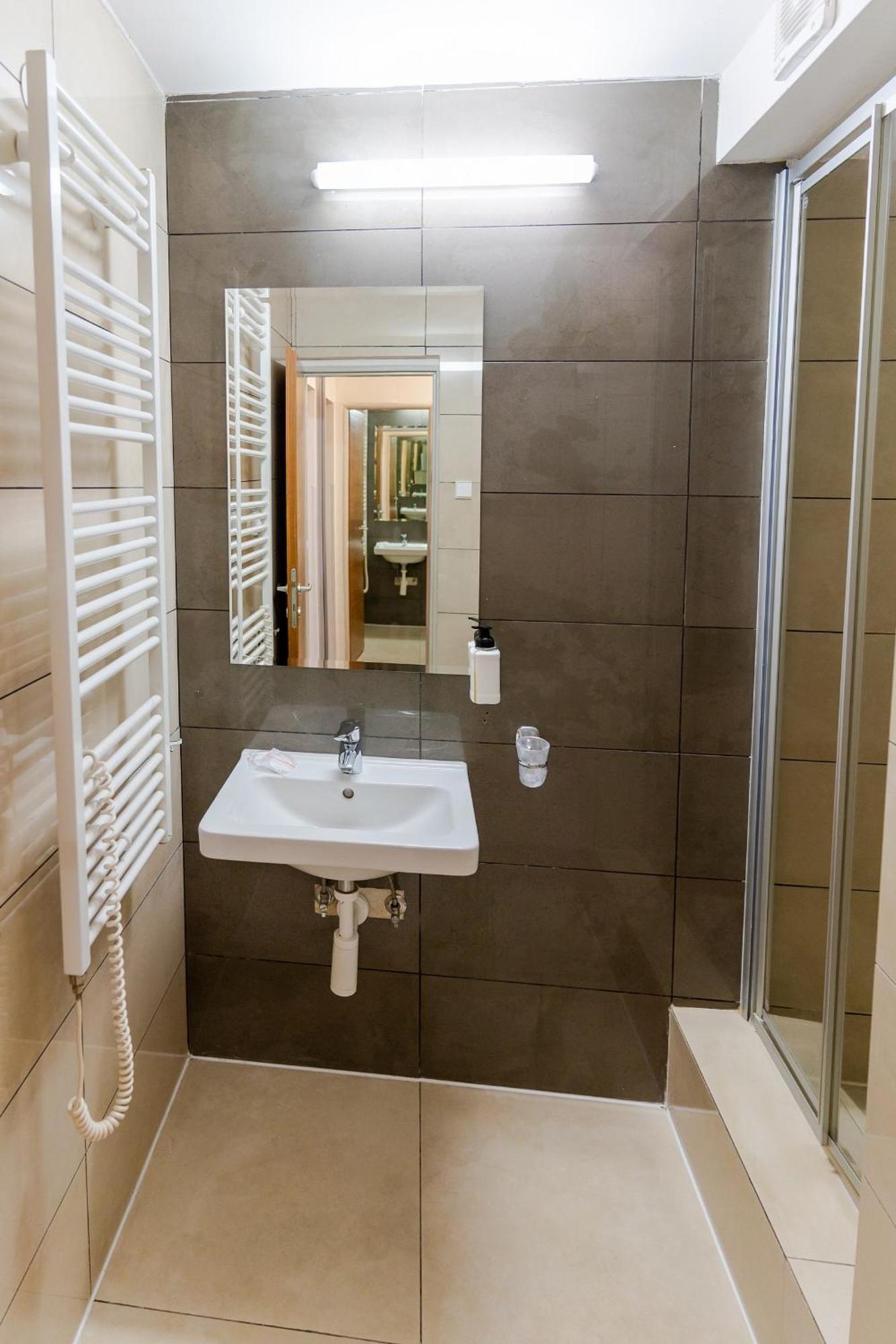 דמנובסקה דולינה Hotel Ostredok מראה חיצוני תמונה