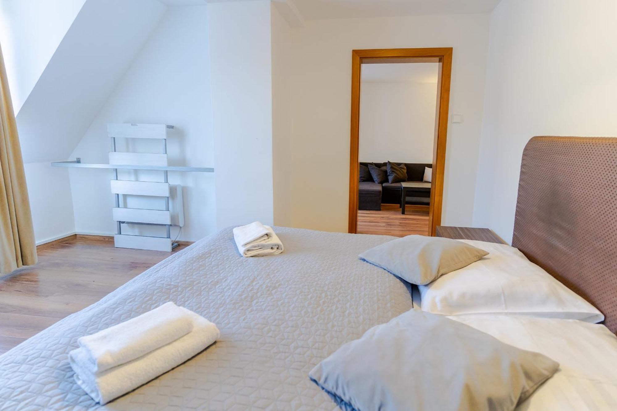 דמנובסקה דולינה Hotel Ostredok מראה חיצוני תמונה